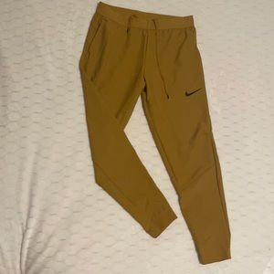 Nike tan joggers